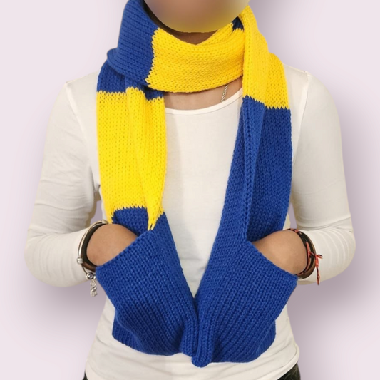 Knitted Pocket Scarf - Barbados